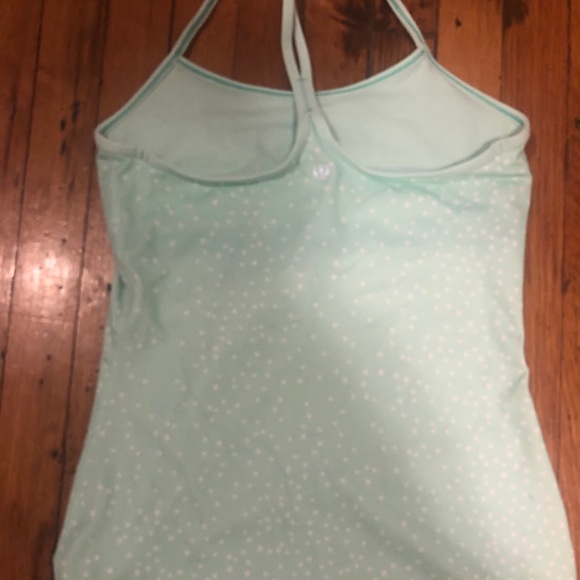 Lululemon powerY tank - Picture 3 of 3
